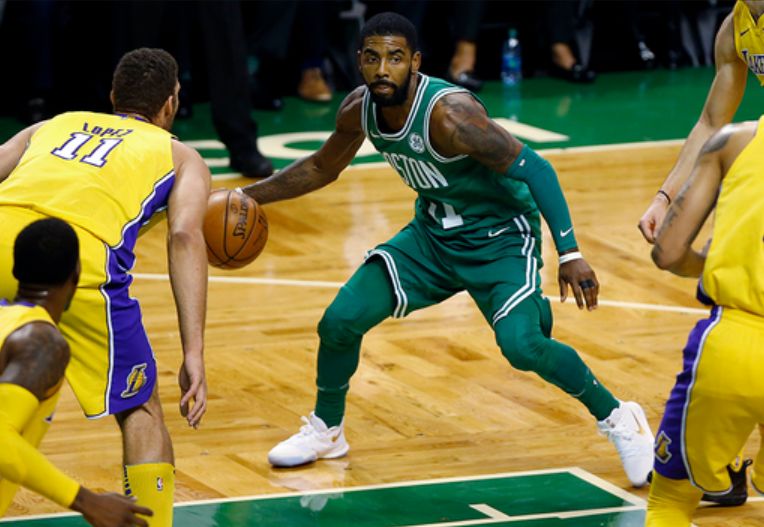 尤为突出 尤为突出